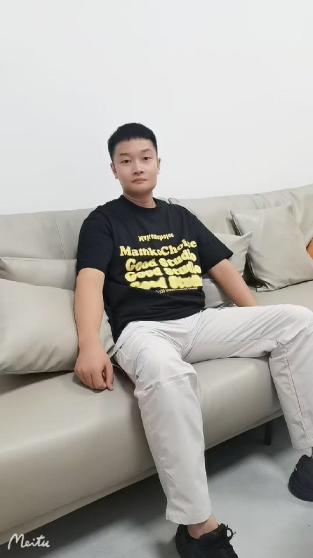 东东的第一张照片--英山父母相亲团